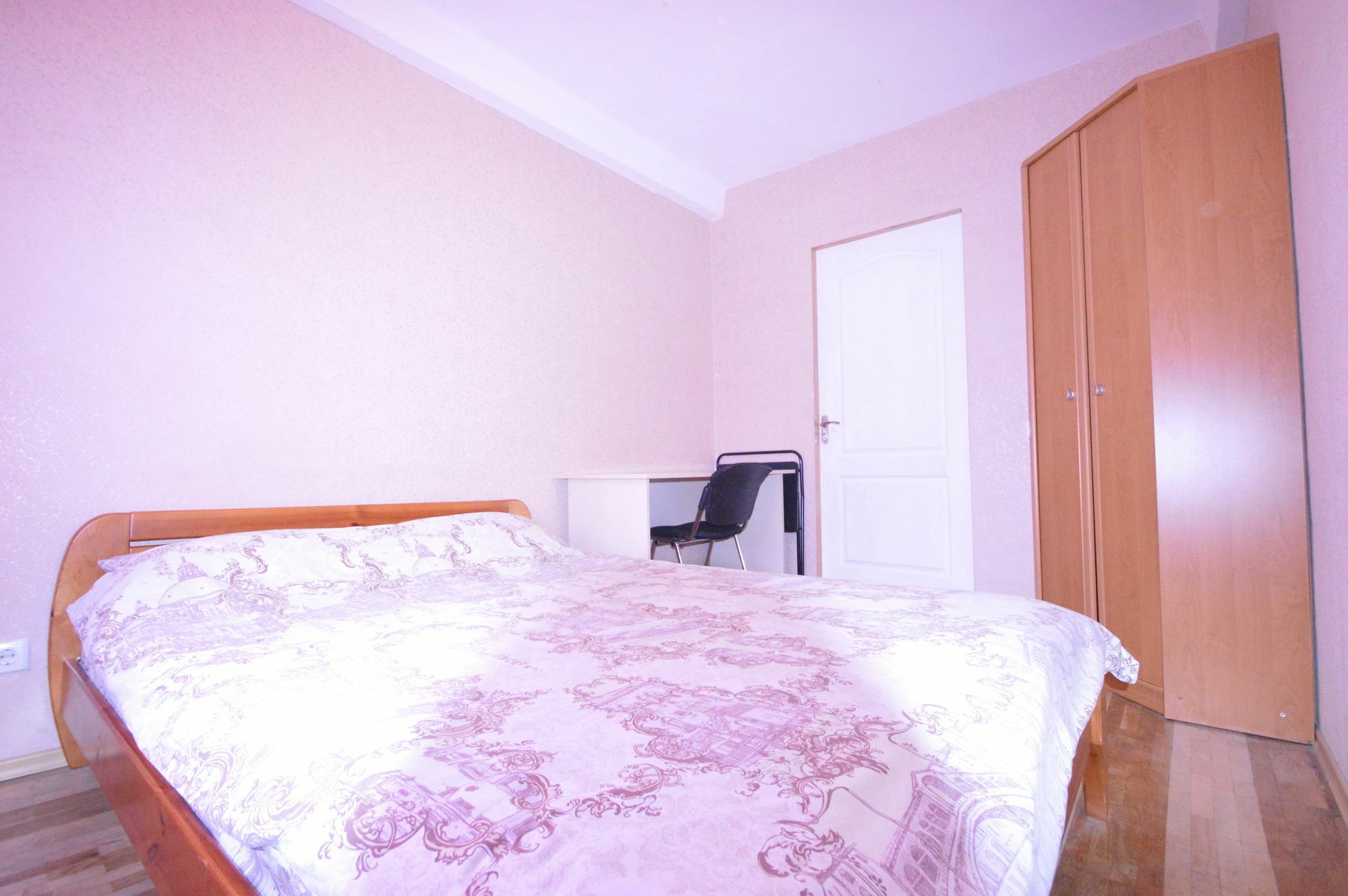 Guest House Otradny For 3 Rooms เคียฟ ภายนอก รูปภาพ
